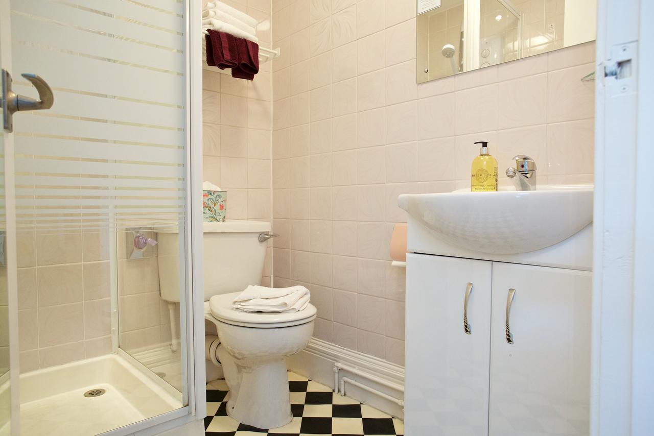 Pitcullen Guest House Пърт Екстериор снимка