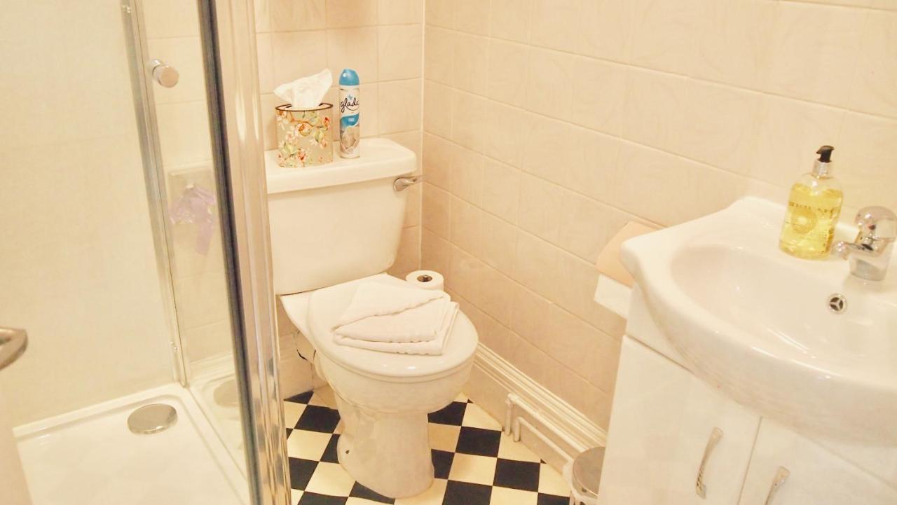 Pitcullen Guest House Пърт Екстериор снимка