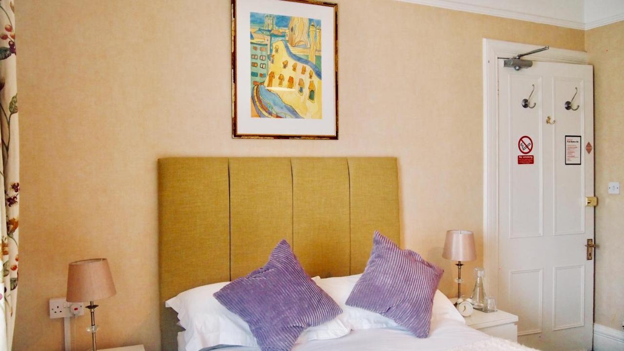 Pitcullen Guest House Пърт Екстериор снимка