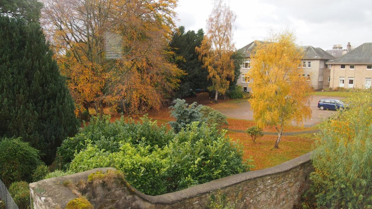 Pitcullen Guest House Пърт Екстериор снимка